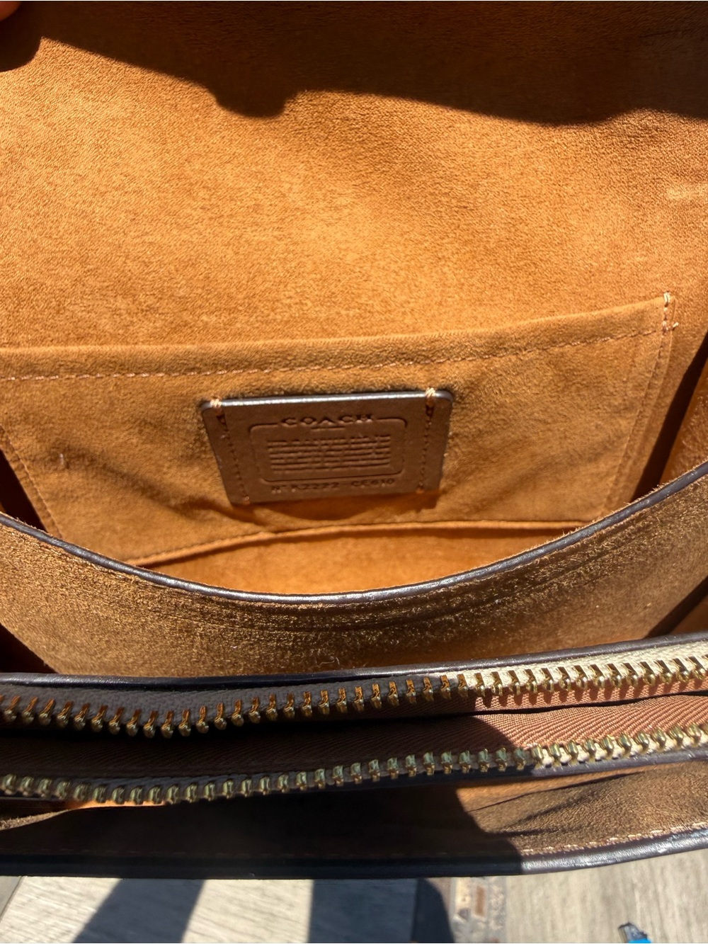 EUC Coach Klare Crossbody In Signature Canvas With Heart Cherry Print - Picture 13 of 17